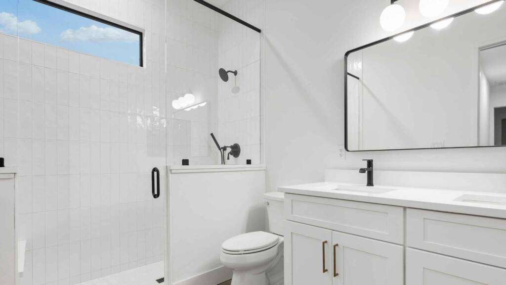 Bathroom Remodeling Dallas: Maximize Your Small Space in Dallas, TX