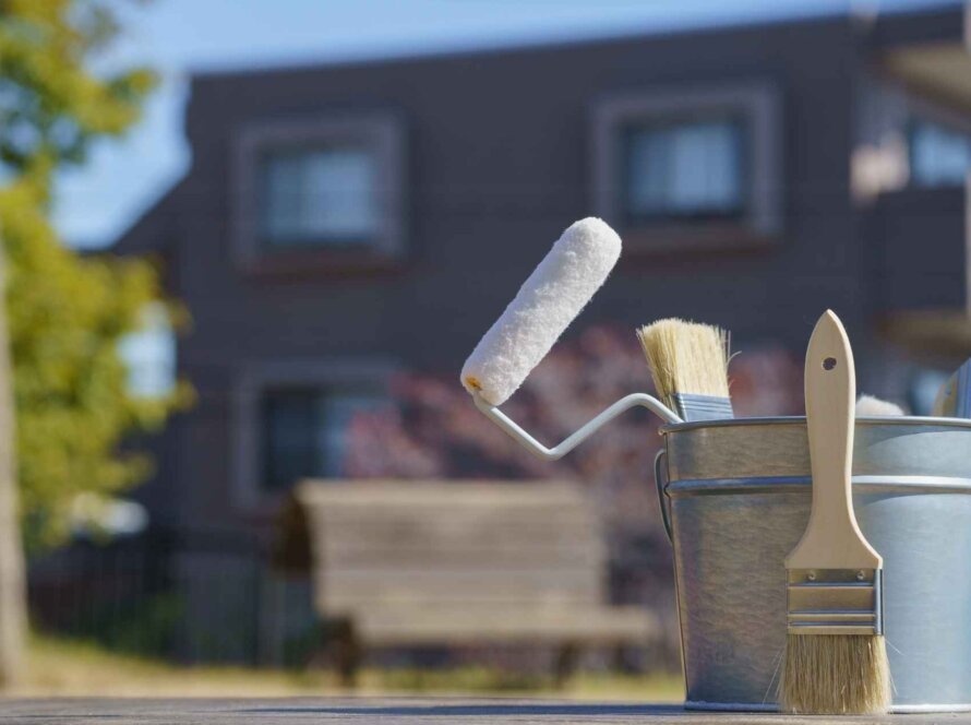 How Much Paint to Paint a House Exterior? A Guide for Texas Homes in Dallas, TX